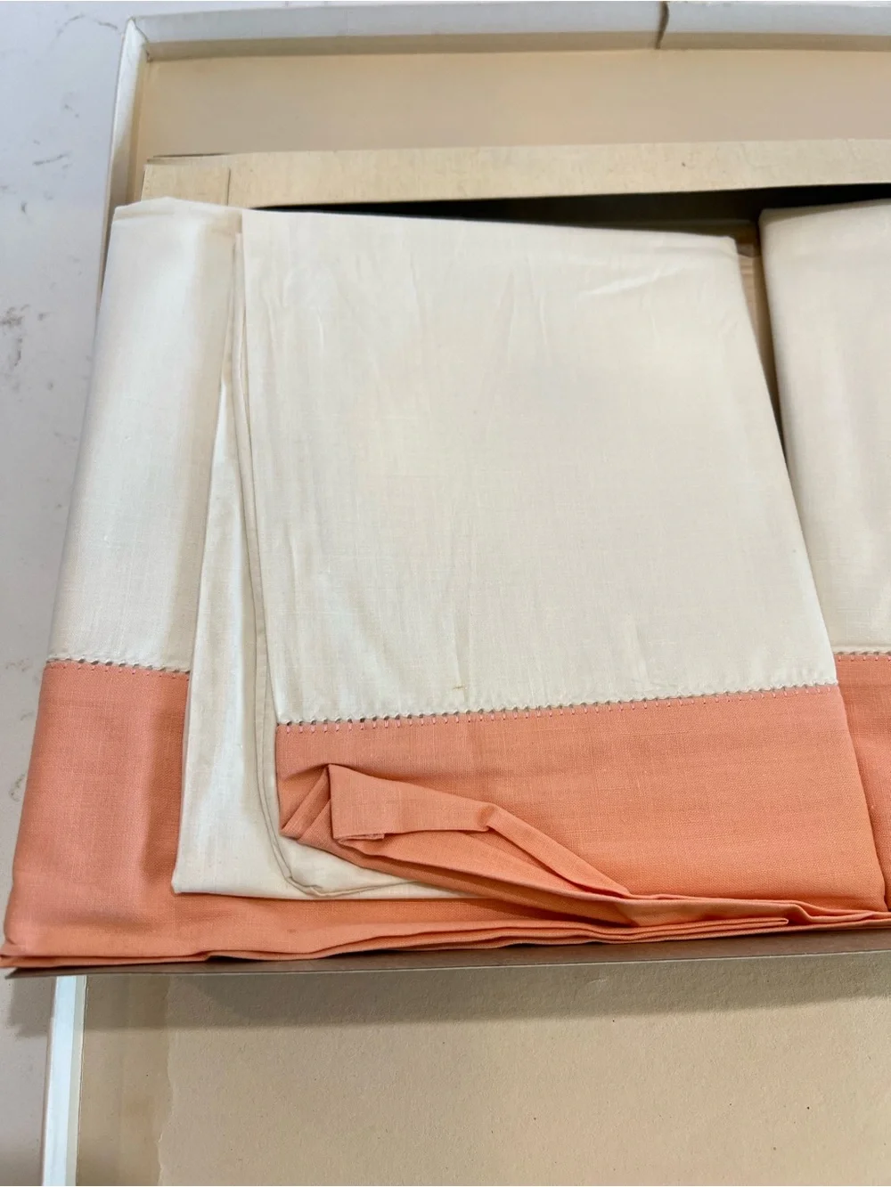 Vintage Embroidered Floral Pillowcases Pair New in Box Peach Cuff Standard